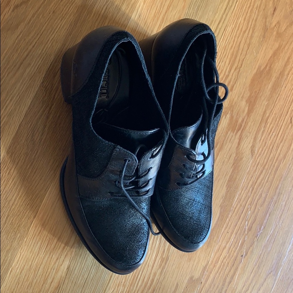 Born shoes